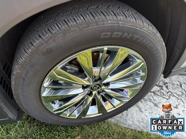 toyota grand highlander 2024 5TDAAAB58RS060666 image toyota grand highlander 2024 5TDAAAB58RS060666 image